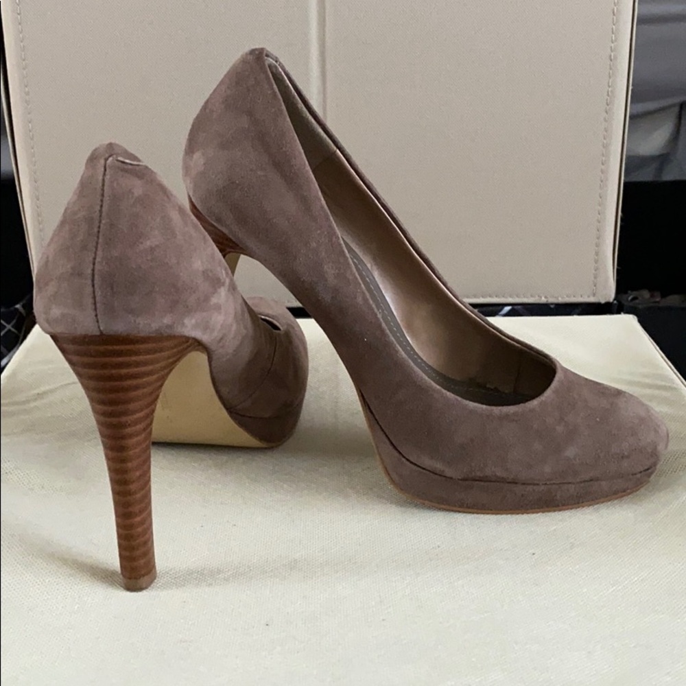 Banana Republic heels
